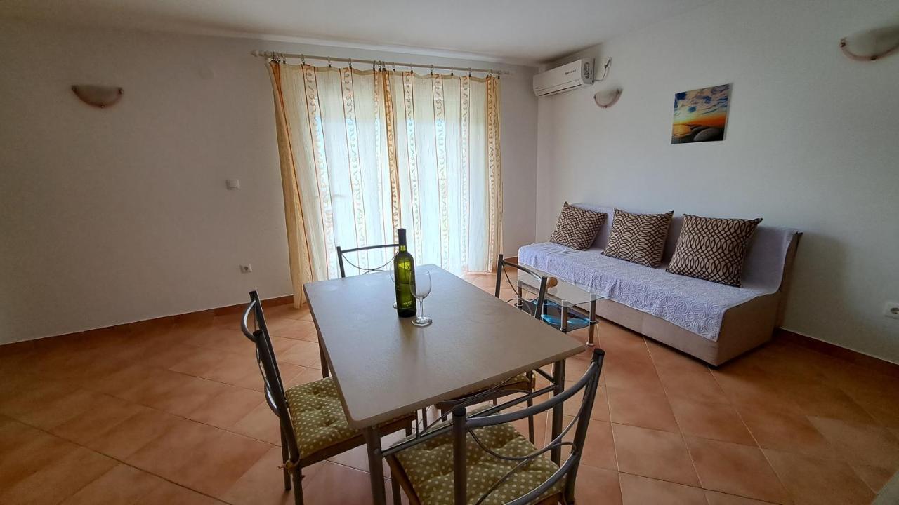 Cozy Apartments Baska Ngoại thất bức ảnh