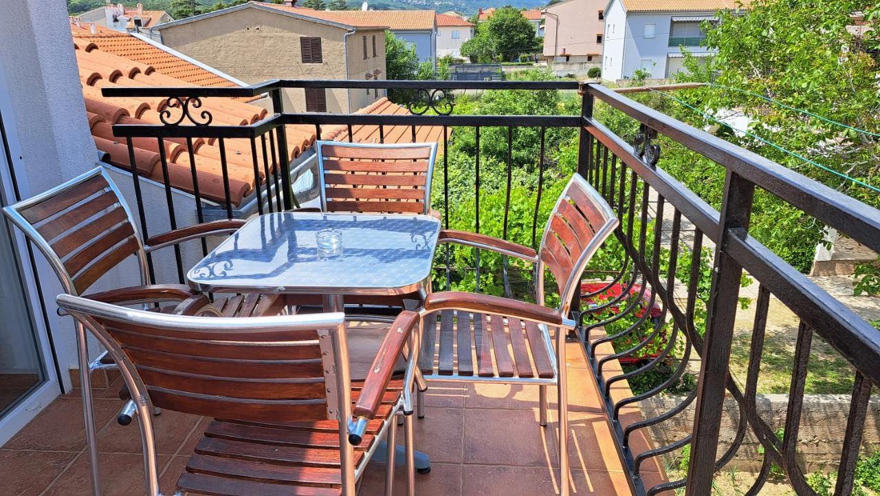Cozy Apartments Baska Ngoại thất bức ảnh